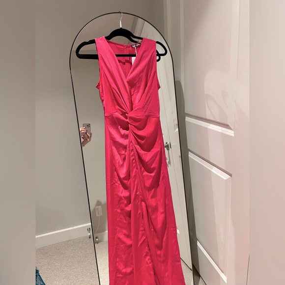 Rand new hot pinkk dress - Picture 1 of 3